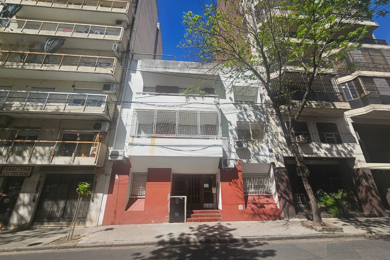 ATENCION ALQUILO. Cocina comedor. Colón - 3 de Febrero.