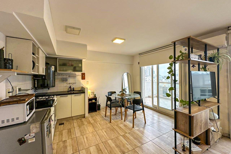 Departamento monoambiente amplio con terraza y amenities