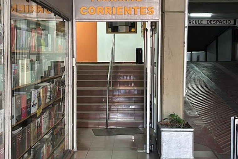 Cochera Centrica en Venta