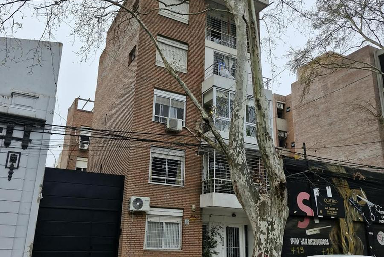 DEPARTAMENTO DE 1 DORMITORIO POR ESCALERA VENTA PICHINCHA ROSARIO