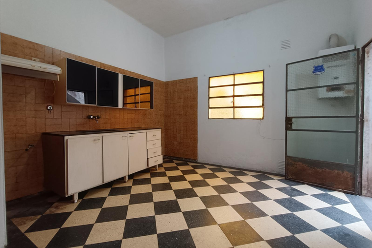 VENTA – Casa - 2 dormitorios - Patio con Parrillero - Alberdi, Rosario