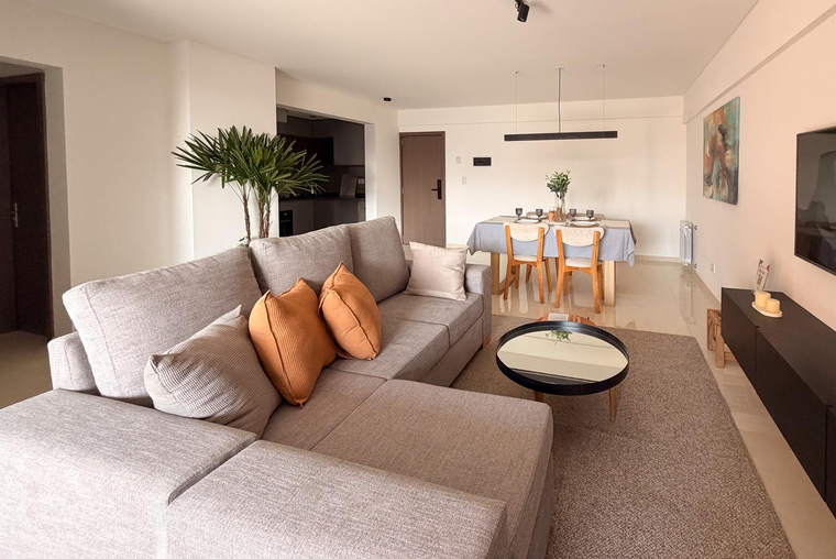 DEPARTAMENTO DE TRES DORMITORIOS VENTA TERRAZA Y PILETA EXCLUSIVA CENTRO ROSARIO