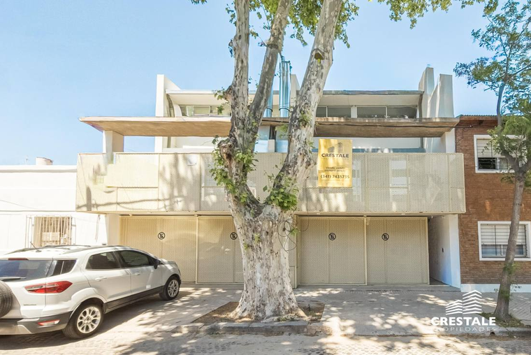 Casa en venta, French y Avellaneda