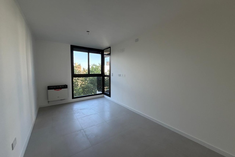 VENTA - Santiago / Av. Pellegrini - 2 dorm   2 baños