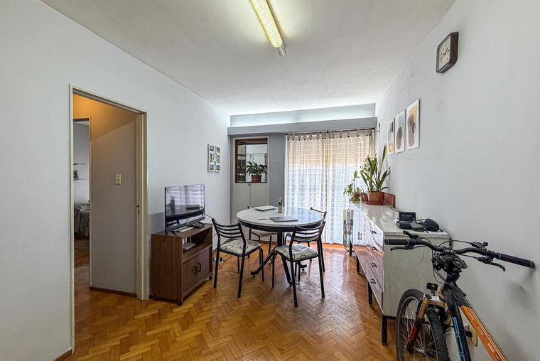 Departamento de 2 dormitorios de oportunidad en el centro de Rosario