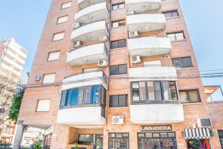 Departamento en venta, RIOJA 3100