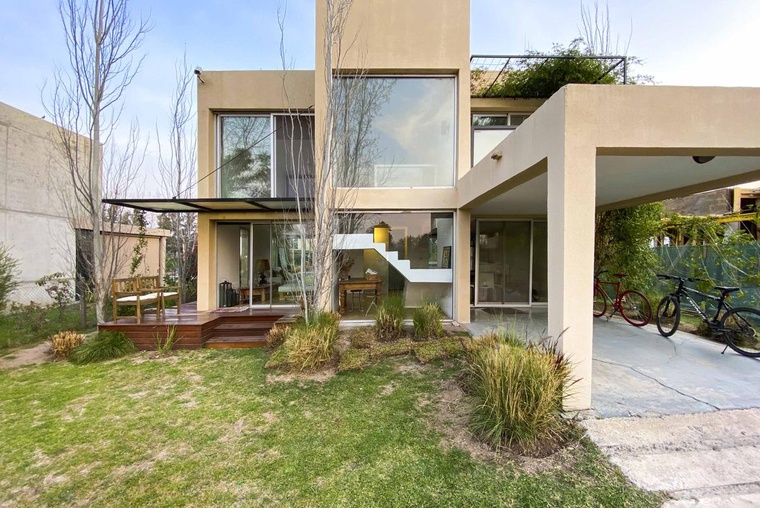 Casa de 3 dormitorios en Los Pasos del Jockey I