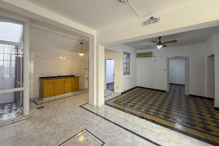 Departamento de 1 dormitortio en PB con patio de oportunidad