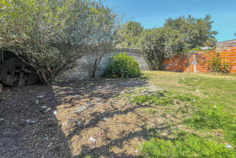 Terreno en el centro de manzana en Fisherton