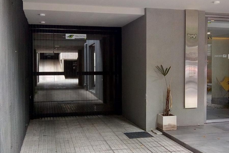 ALQUILER - Córdoba / Av. Francia - PB 