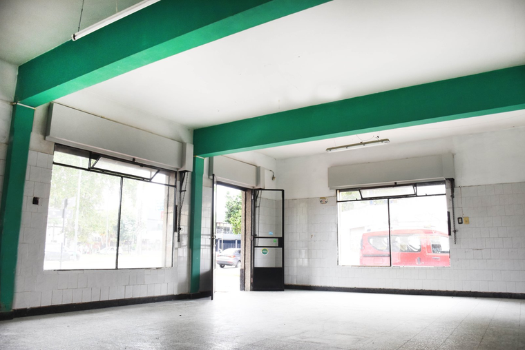 BV. RONDEAU  4211 - LOCAL COMERCIAL -