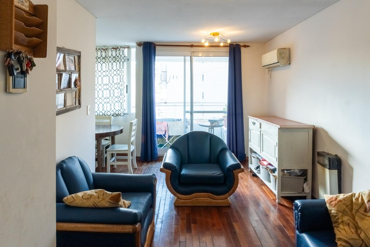 DEPARTAMENTO DE DOS DORMITORIO VENTA SEMIPISO MARTIN ROSARIO