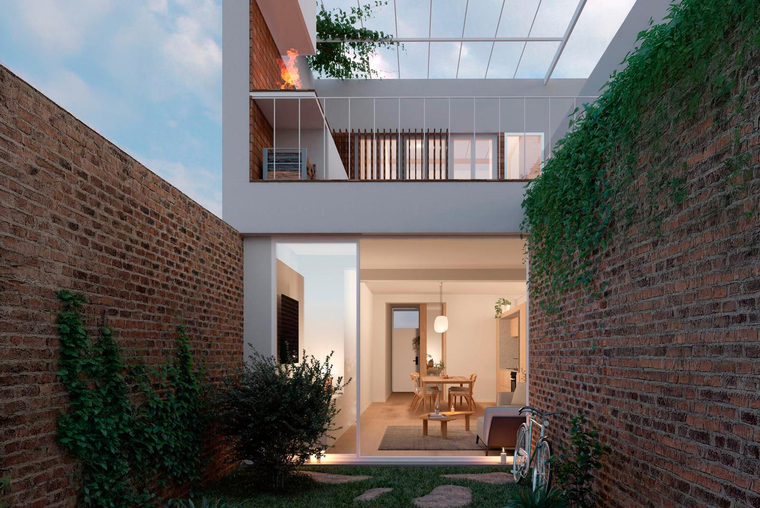 Casa de pasillo de 2 dormitorios más comodín, jardín y terraza en Pichincha