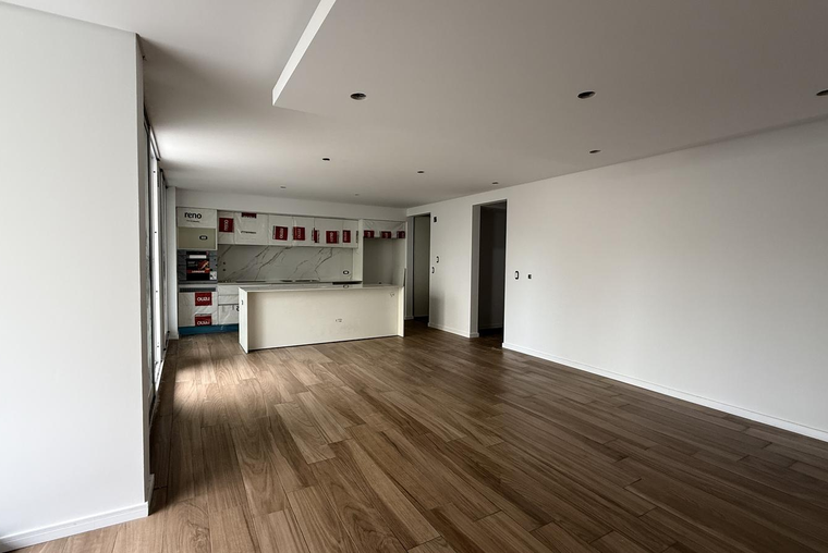 DEPARTAMENTO PREMIUM DE TRES DORMITORIOS EN SUITE VENTA COMODIN Y PISCINA CENTRO ROSARIO