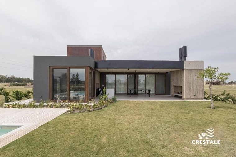 Casa en venta, LOS PASOS DEL JOCKEY 4