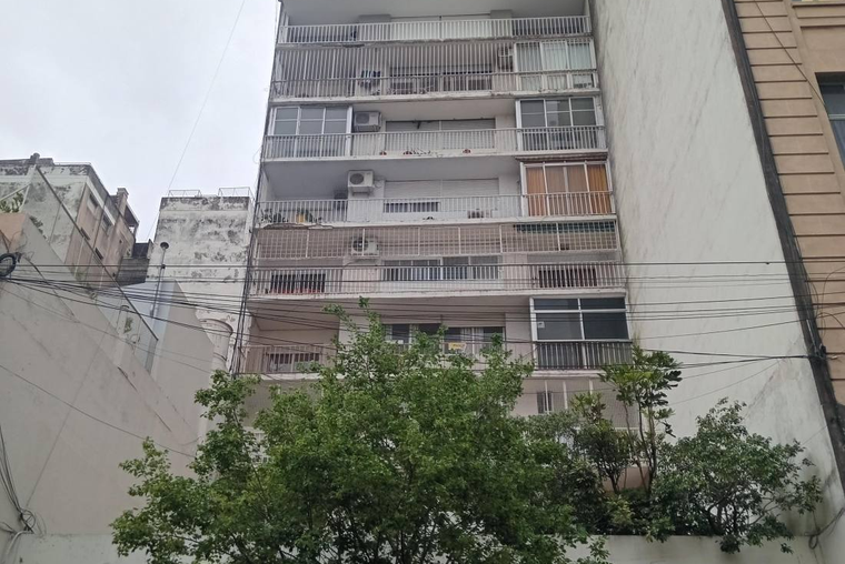Departamento en venta, Buenos Aires y Rioja