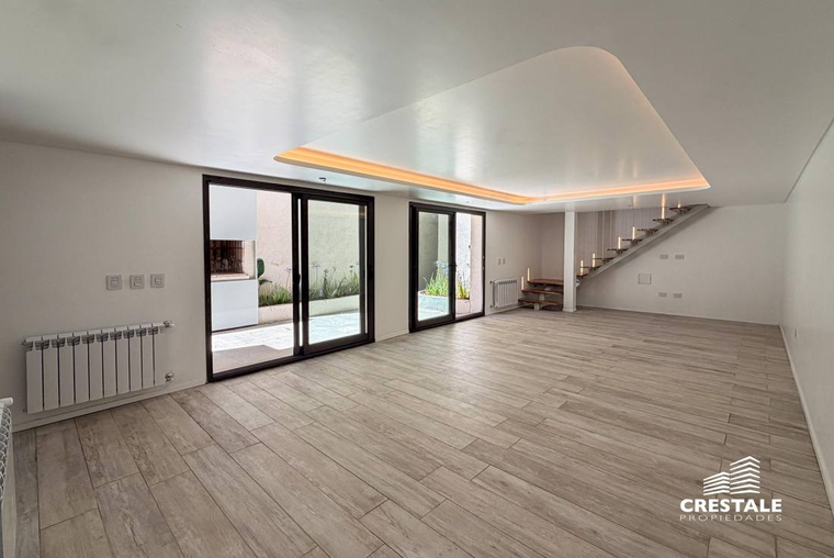 Departamento de pasillo en venta, España y 9 de Julio