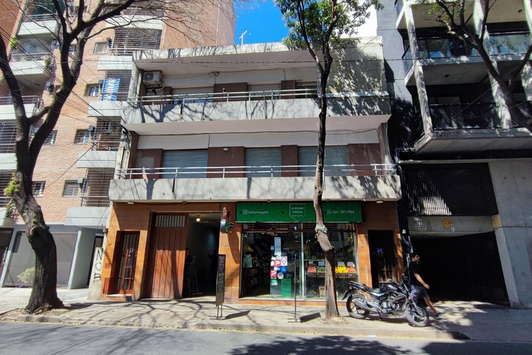 Complejo en venta - Local, Depósito y 4 departamentos - Centro Rosario