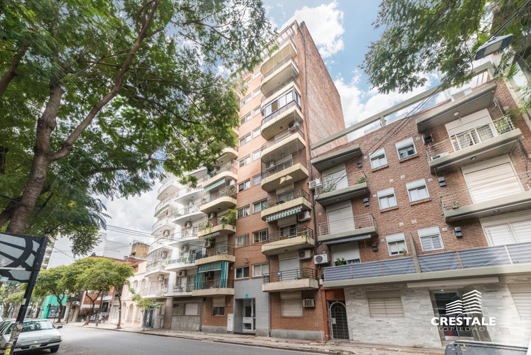 Departamento en venta, Balcarce y Guemes