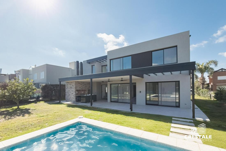 Casa en venta, Cadaques Funes Hills