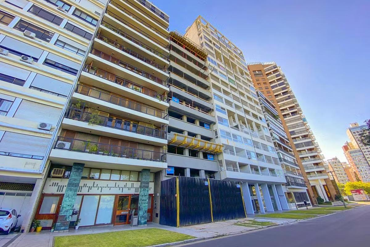 Venta piso exclusivo 2 dormitorios Vista Río - Excelente calidad