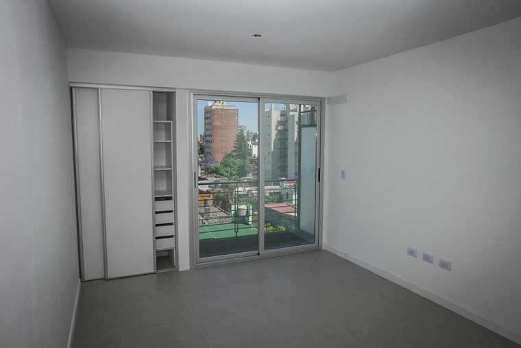 MONOAMBIENTE VENTA SOLARIUM Y PARRILLERO REP. DE LA  SEXTA ROSARIO