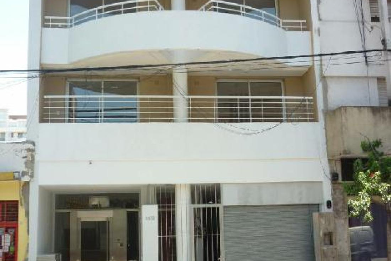 Departamento en venta, Laprida 1600