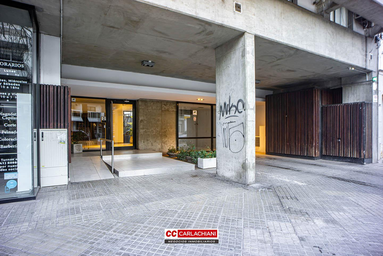 Venta Monoambiente divisible en Rosario - Semi nuevo - Pileta y Parrillero!!