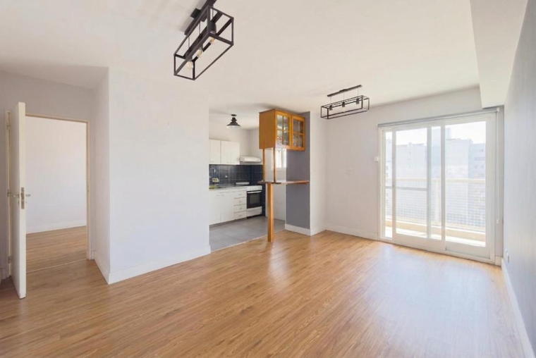 Departamento en venta, San Juan 700