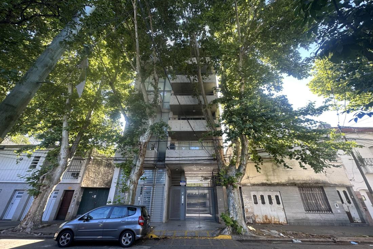 Departamento en venta, Ferreyra y Genova