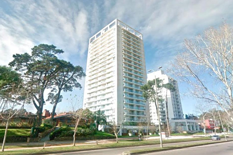 Departamento en venta, PUNTA DEL ESTE - Roosevelt y Oslo