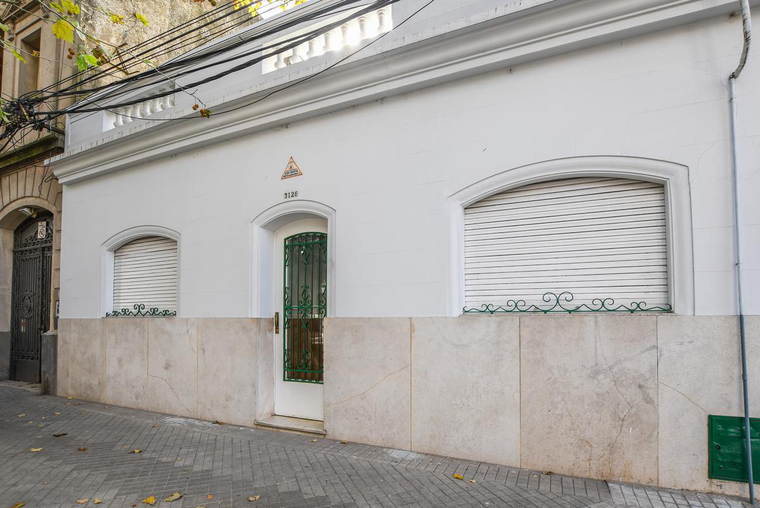 Casa de 2 dormitorios en venta con patio y terraza parrillero Echesortu Rosario Centro