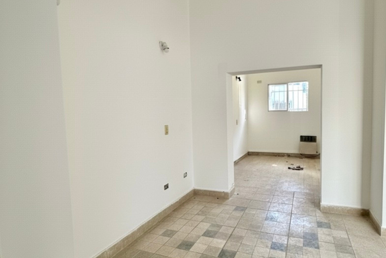 Alquiler Casa 1 dormitorio c/patio y parrillero. Garibaldi 1094. Rosario