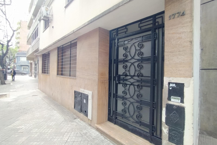 Departamento de Pasillo en venta Rosario centro 2 dormitorios - Quincho y parrillero