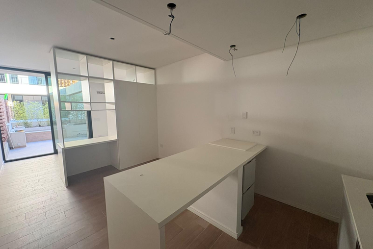 MONOAMBIENTE VENTA PATIO EXCUSIVO PICHINCHA ROSARIO