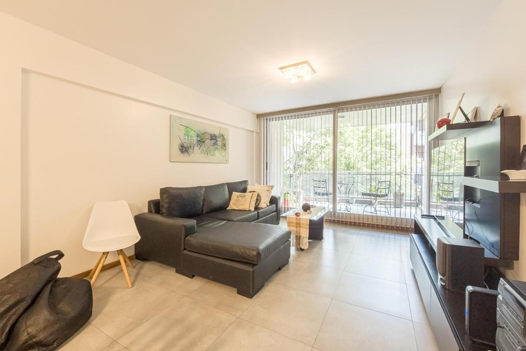 Departamento en venta, ZEBALLOS 100