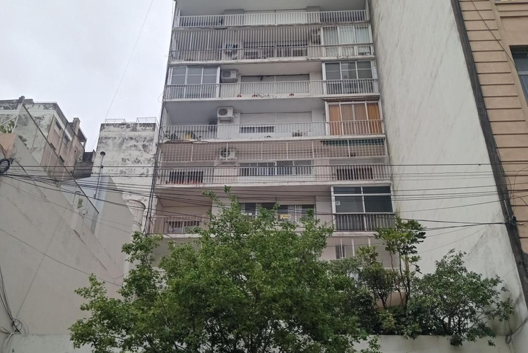Departamento en venta, Buenos Aires y Rioja