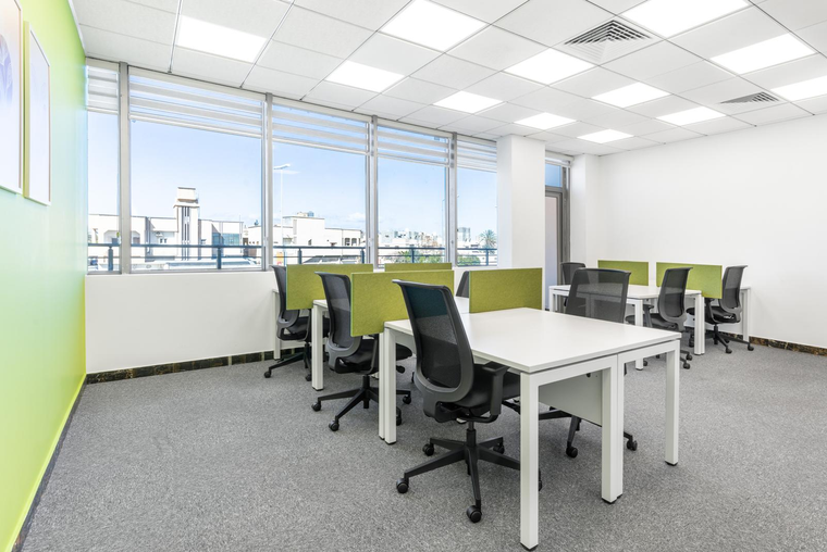 Renta de espacio de coworking en MONTEVIDEO, World Trade Center III 