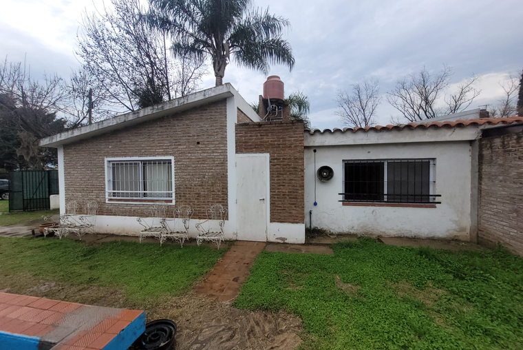 Venta Casa 1 dormitorios, Rafael Obligado 1150, Pueblo Esther. Cejas Estudio Jurídico e Inmobiliaria