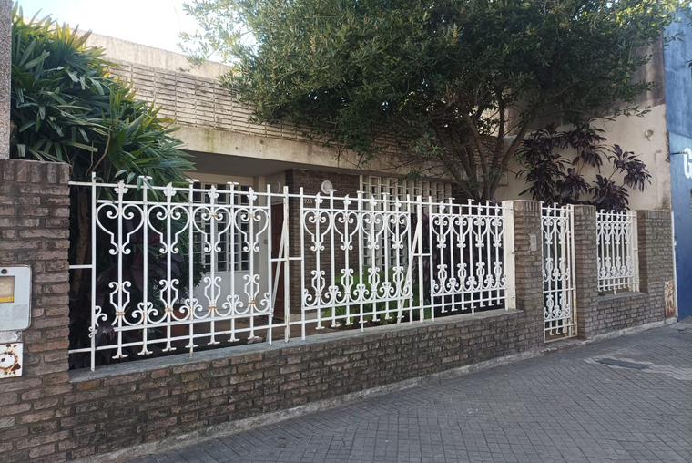 AV. GENOVA 978 - 3 DORMITORIOS -