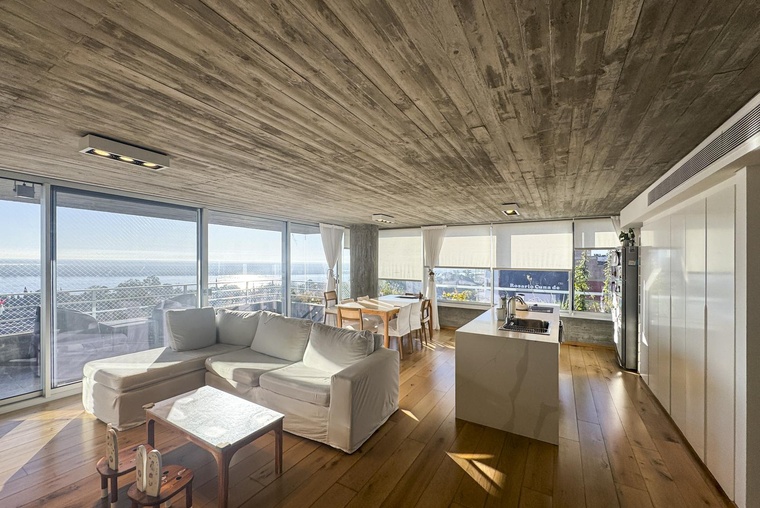 Departamento de 3 dormitorios con cochera, amenities y vista al río en Costavia I