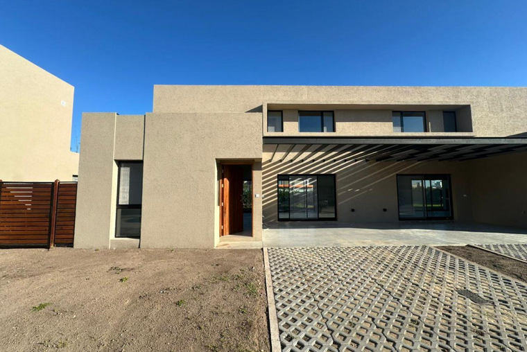 Casa en venta dos dormitorios condominios DM - Don Mateo- Funes