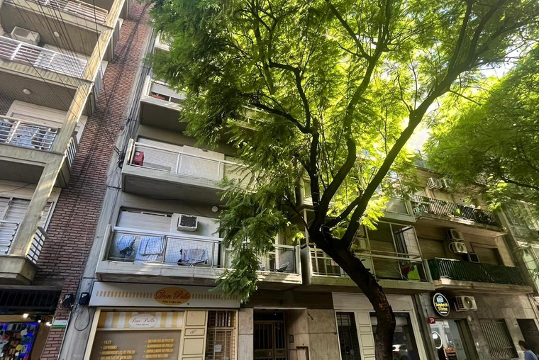 3 DE FEBRERO 1000. Oportunidad. Muy buen estado. 39 m2.
