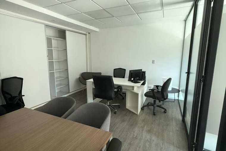 Alquiler de oficina Corrientes 600