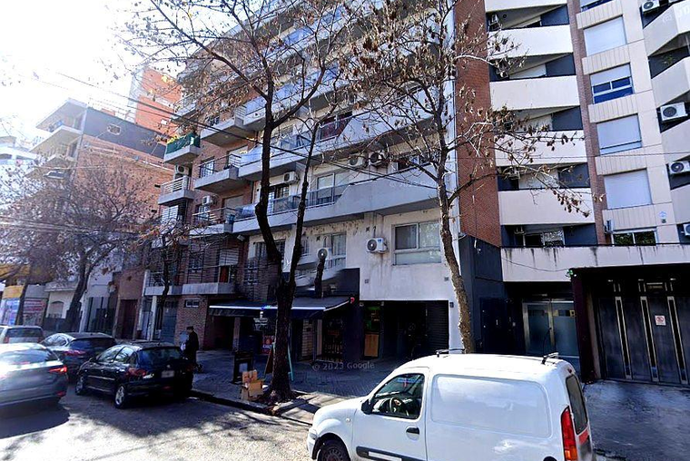 VENTA - Italia / Ituzaingo - Cochera