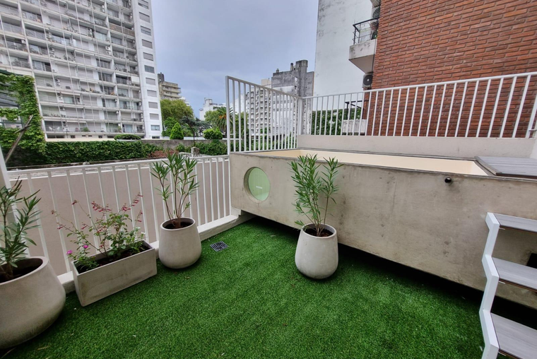 VENTA - Balcarce / 9 de Julio - 3 dorm - Pasillo