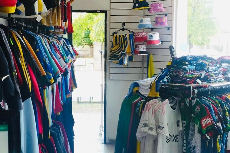 TIENDA DE ROPA DEPORTIVA
