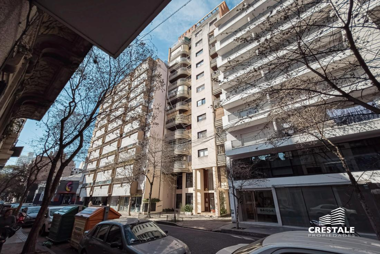 Departamento en venta, Paraguay 300