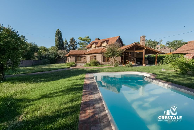 Casa en venta, Houssay y General Lopez