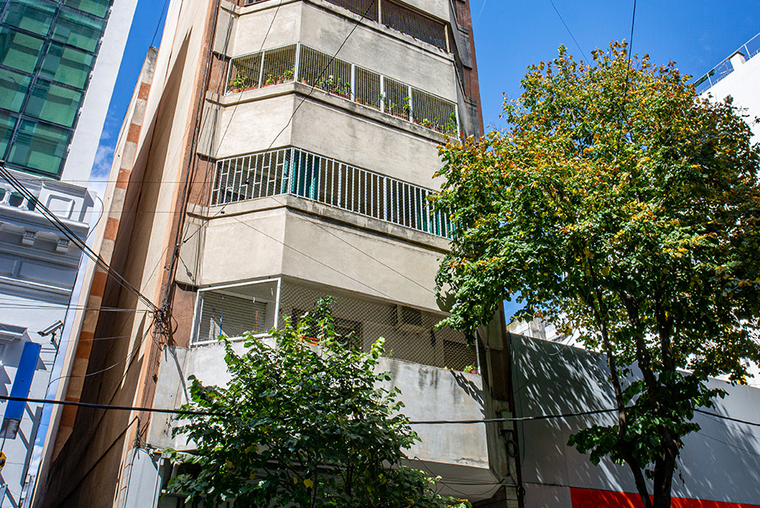 ATENCION. APTO PROFESIONALES. España - Santa Fe. Living comedor. Cocina comedor.